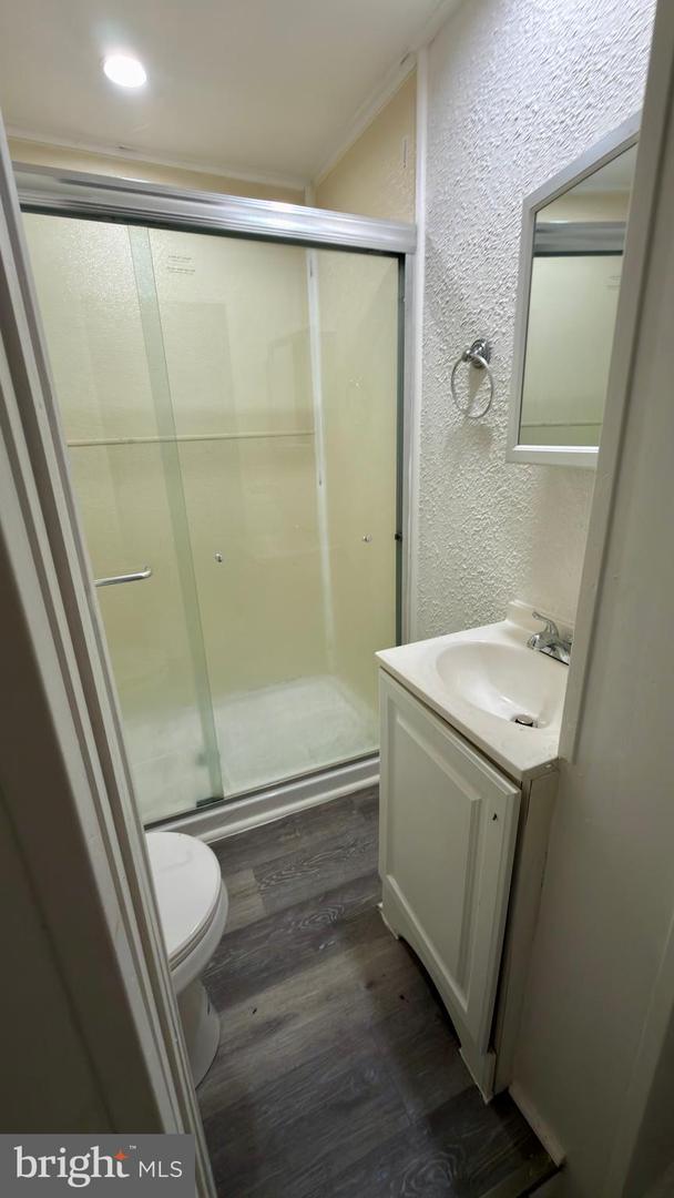 2124 Hollins St Property Photo 11