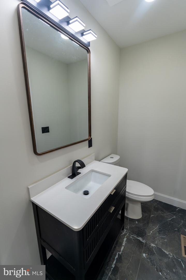 302 Gilmor St Property Photo 16