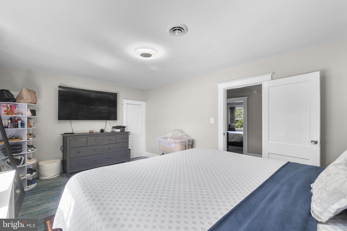 6222 Brook Ave Property Photo 14
