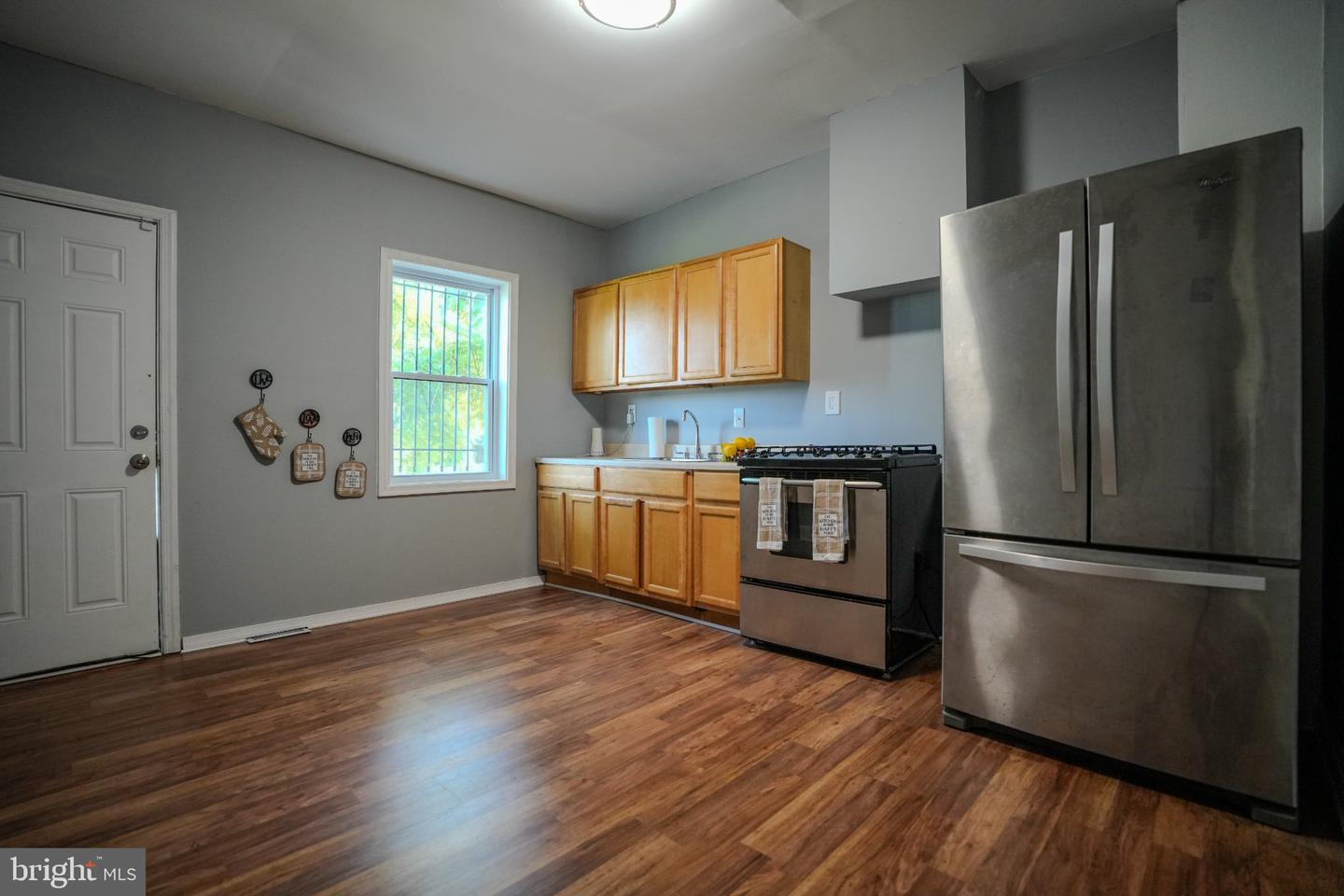 1603 E Lanvale St Property Photo 6