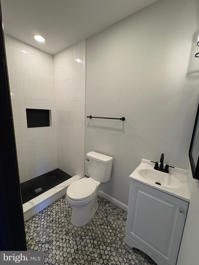 1402 Aisquith St Property Photo 8