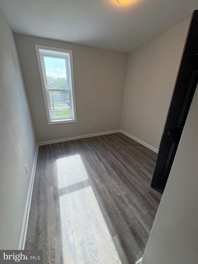 1402 Aisquith St Property Photo 12
