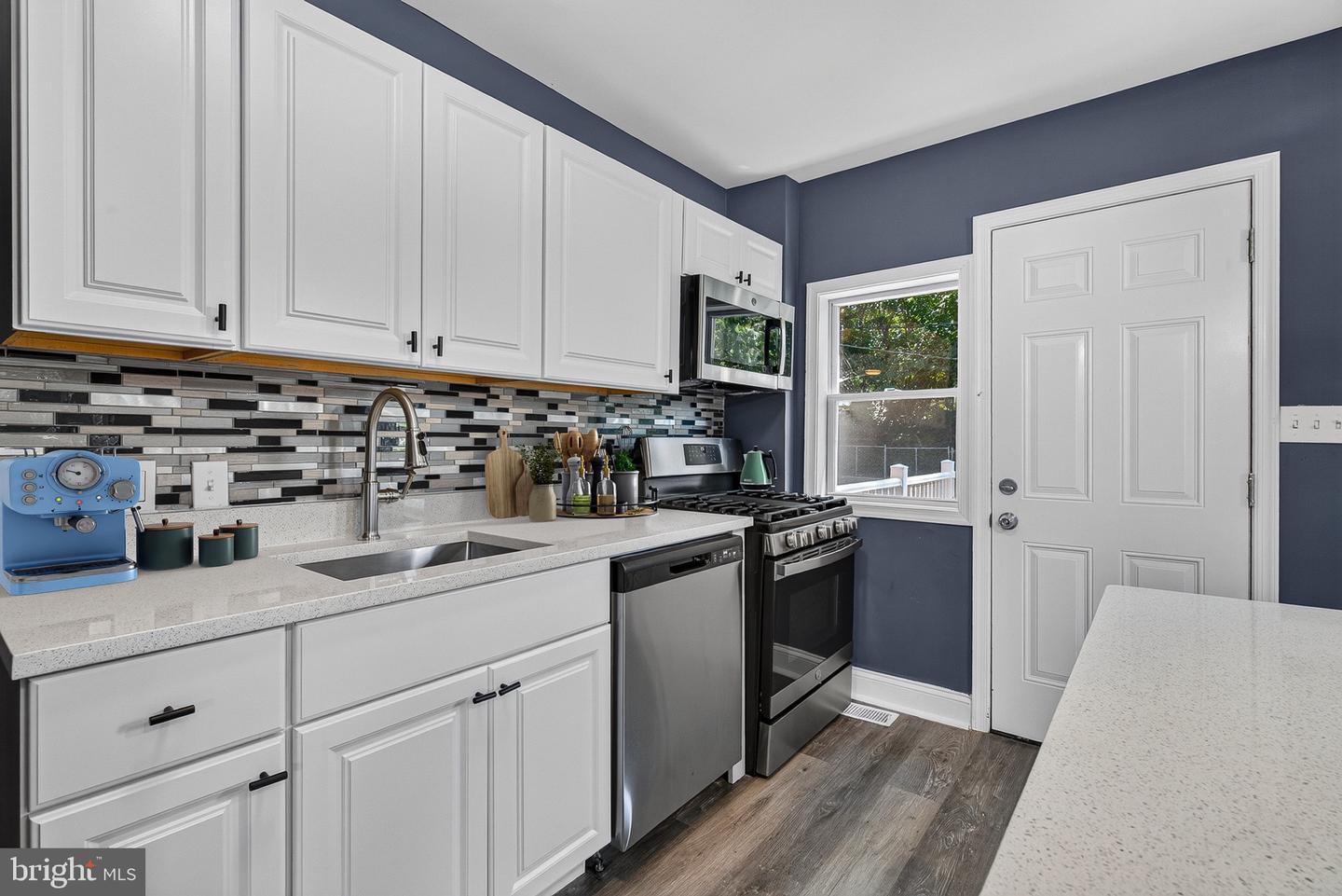 5605 Highgate Dr Property Photo 15