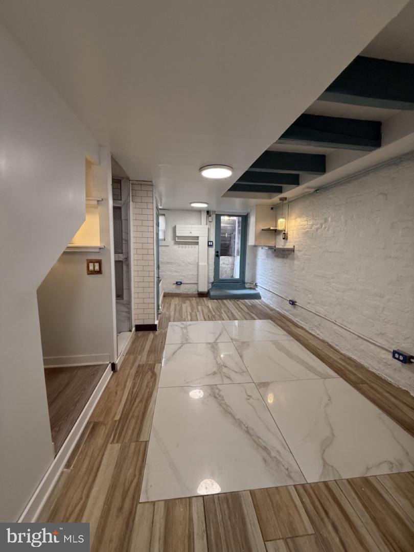 923 Ramsay St #b Property Photo 1