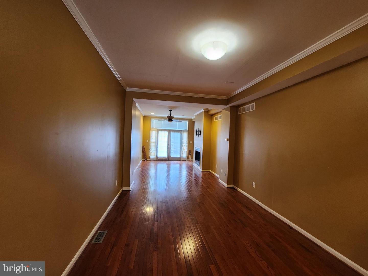 506 N Chester St Property Photo 10