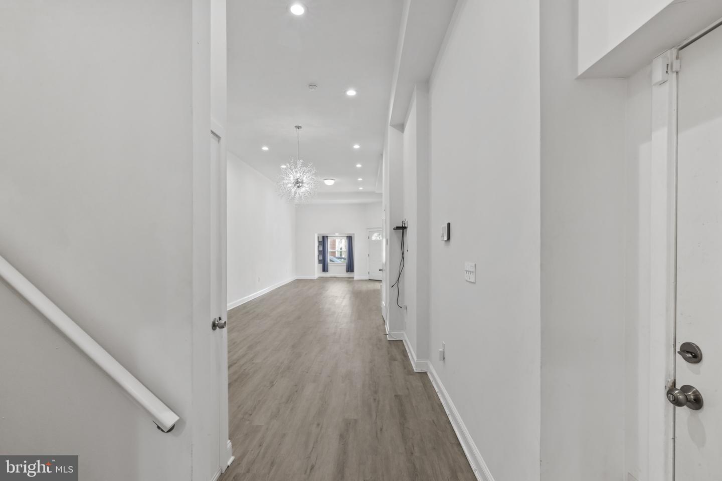455 E Lorraine Ave Property Photo 12