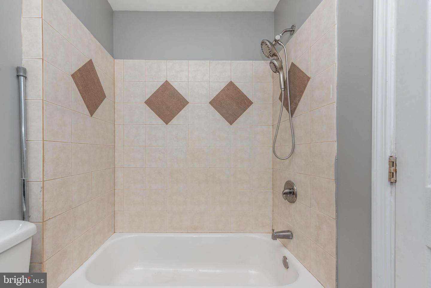 1013 Bennett Pl Property Photo 22