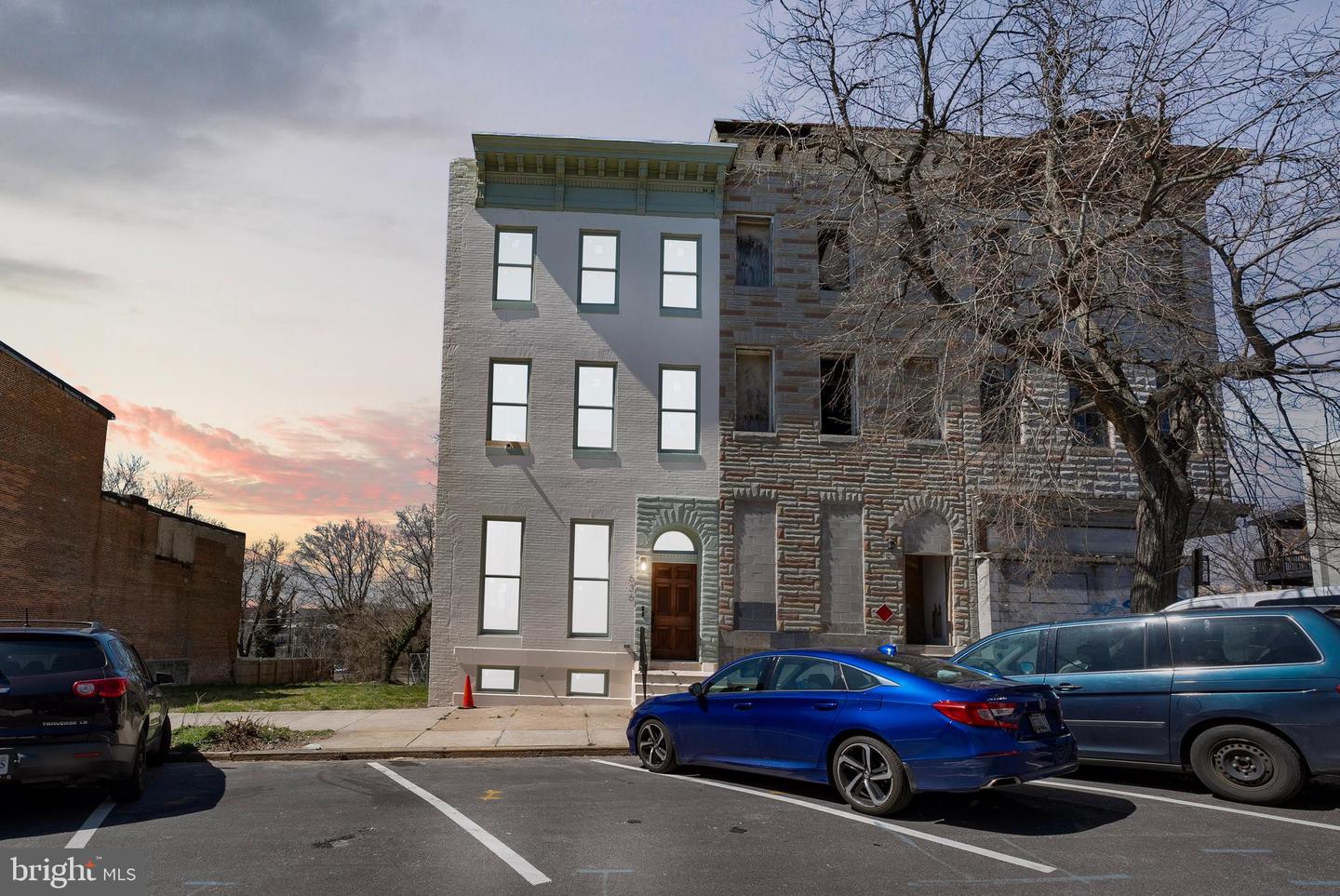 636 N CARROLLTON AVE #B Property Photo 1