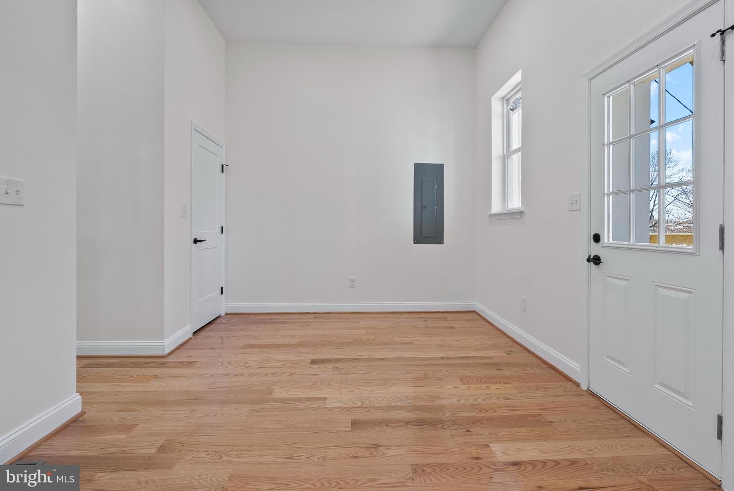 636 N Carrollton Ave #b Property Photo 9