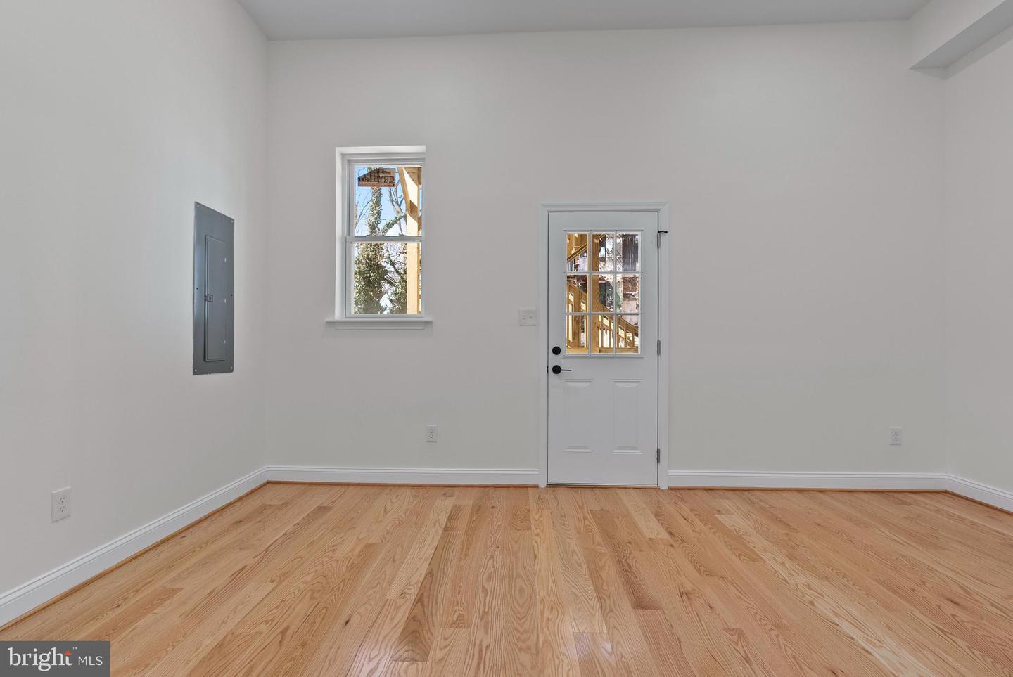 636 N Carrollton Ave #b Property Photo 11