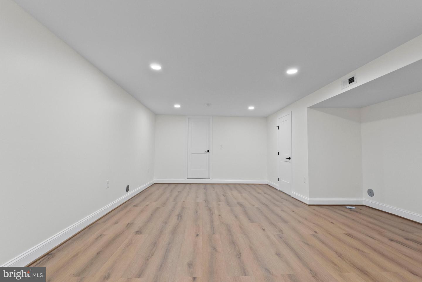636 N Carrollton Ave #b Property Photo 20