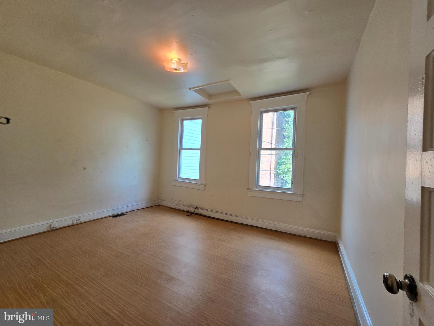 1766 Homestead St Property Photo 14
