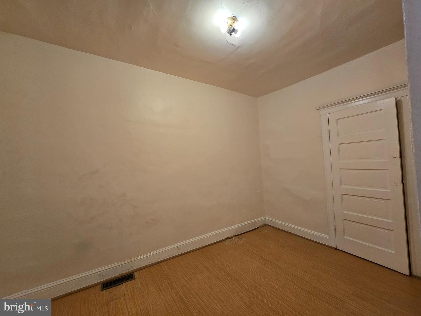 1766 Homestead St Property Photo 15