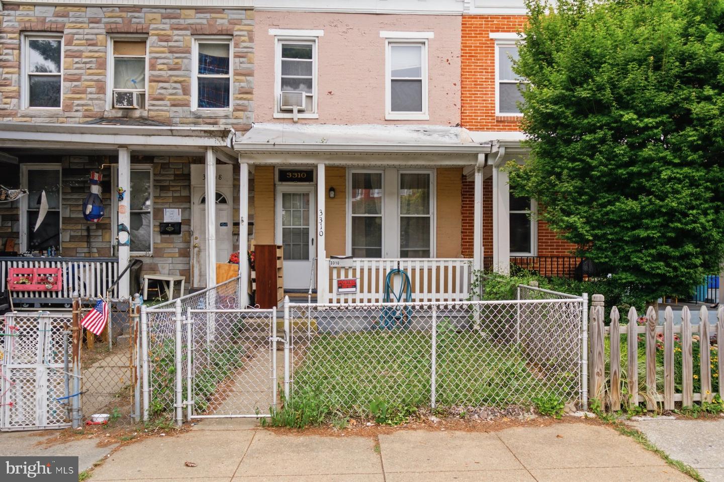 3310 Chestnut Ave Property Photo 2