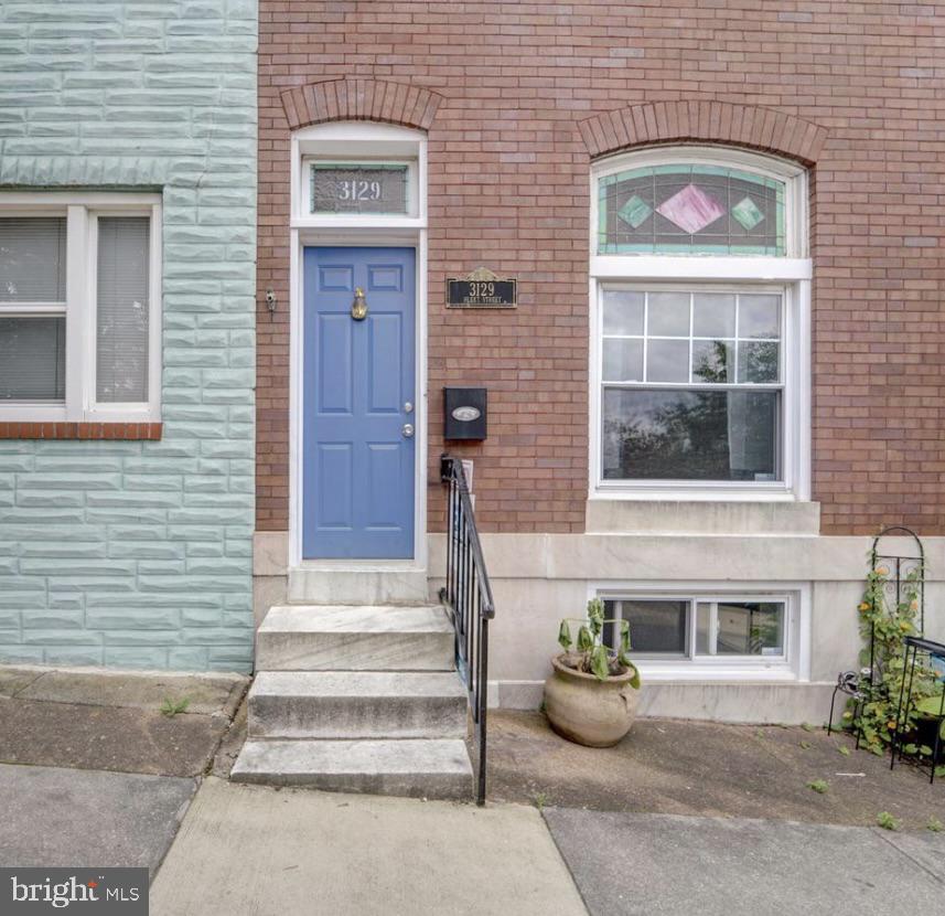3129 FLEET ST Property Photo 1