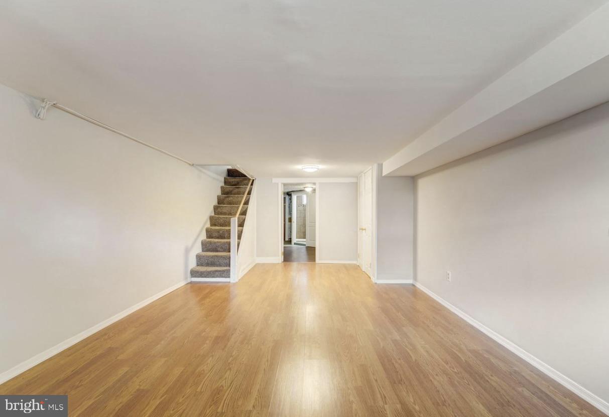3129 Fleet St Property Photo 15