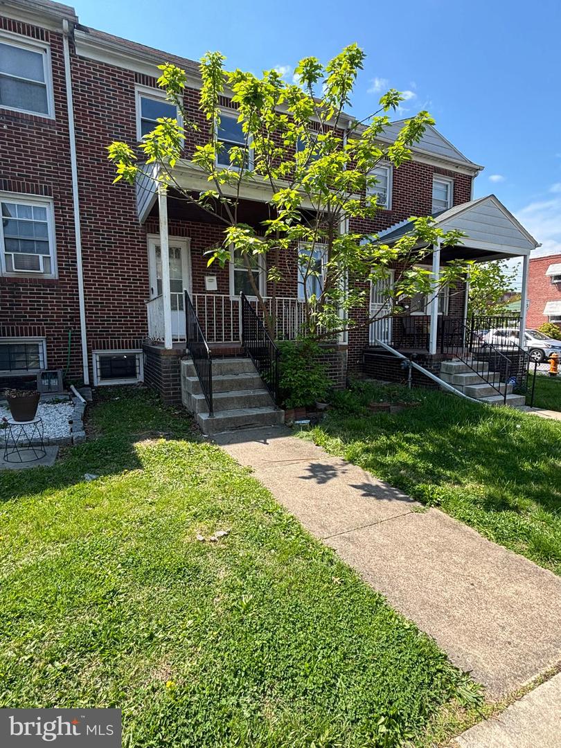 1428 N ELLWOOD AVE Property Photo 1