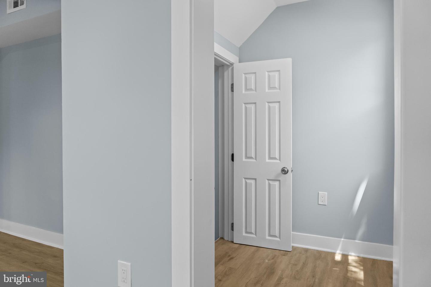 5501 Craig Ave Property Photo 18