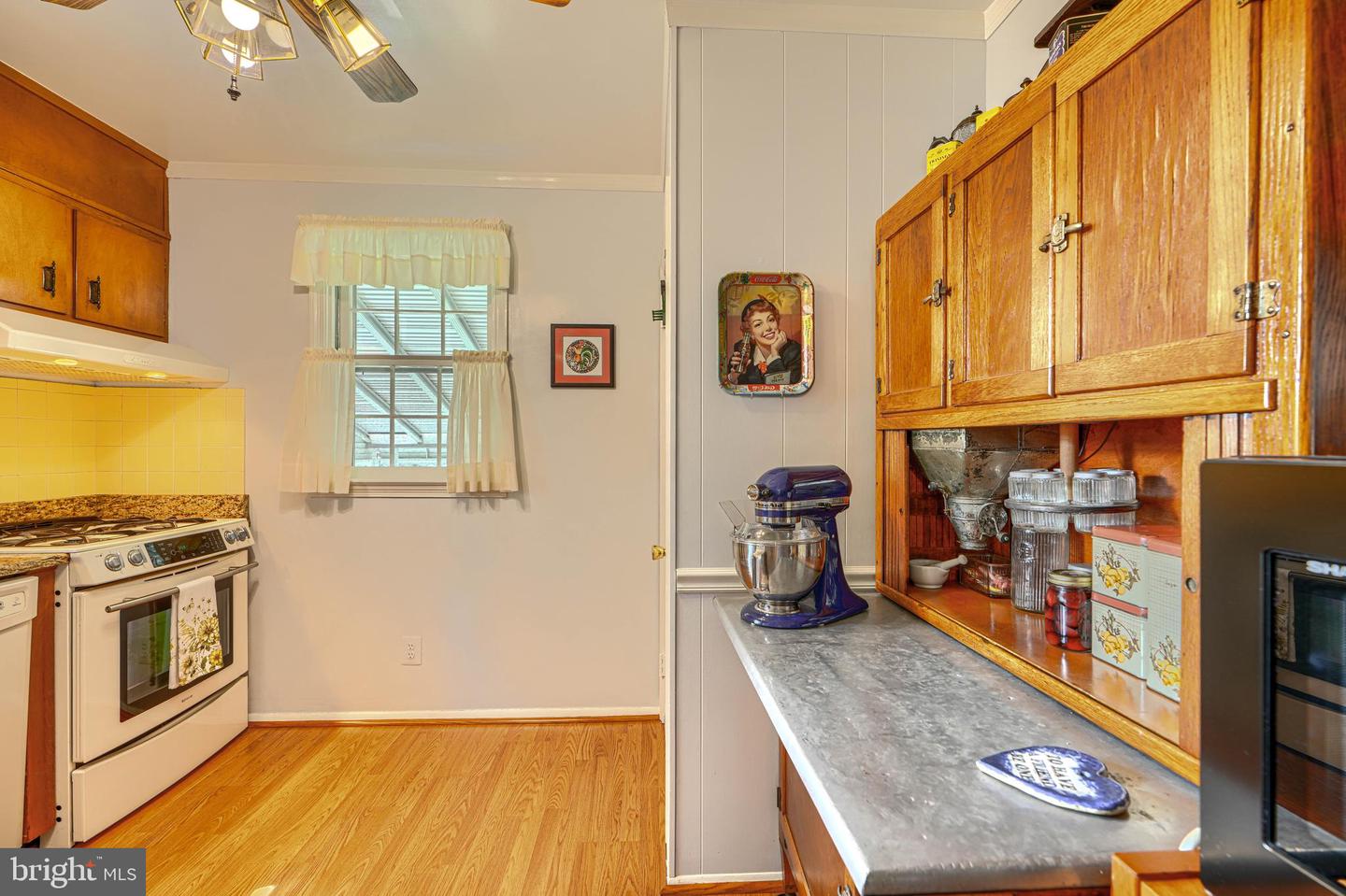 6012 Winthrope Ave Property Photo 17