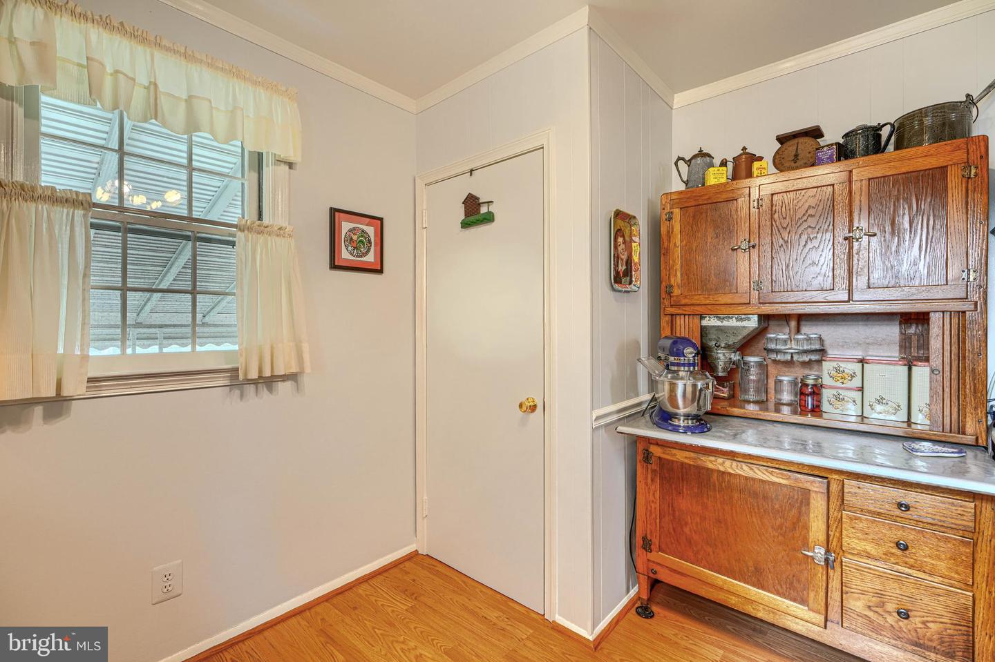 6012 Winthrope Ave Property Photo 21