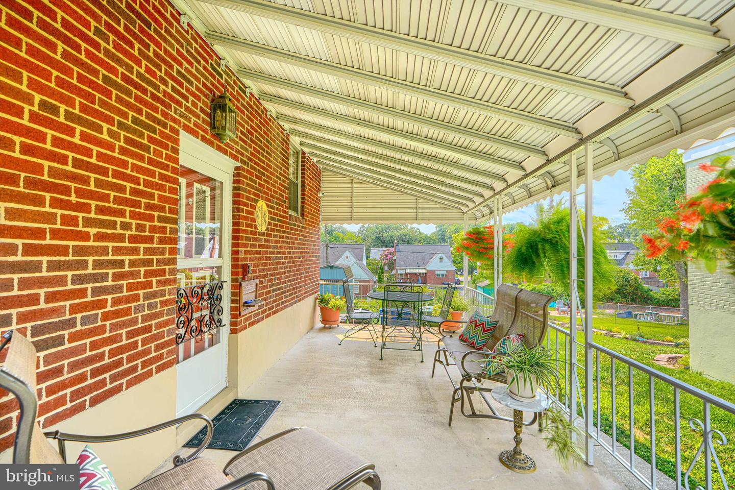 6012 Winthrope Ave Property Photo 38
