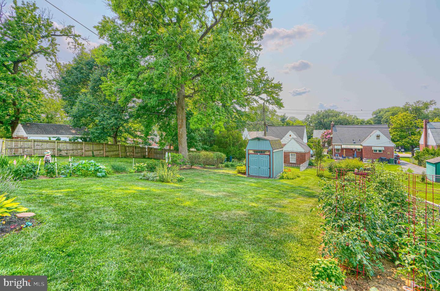 6012 Winthrope Ave Property Photo 40