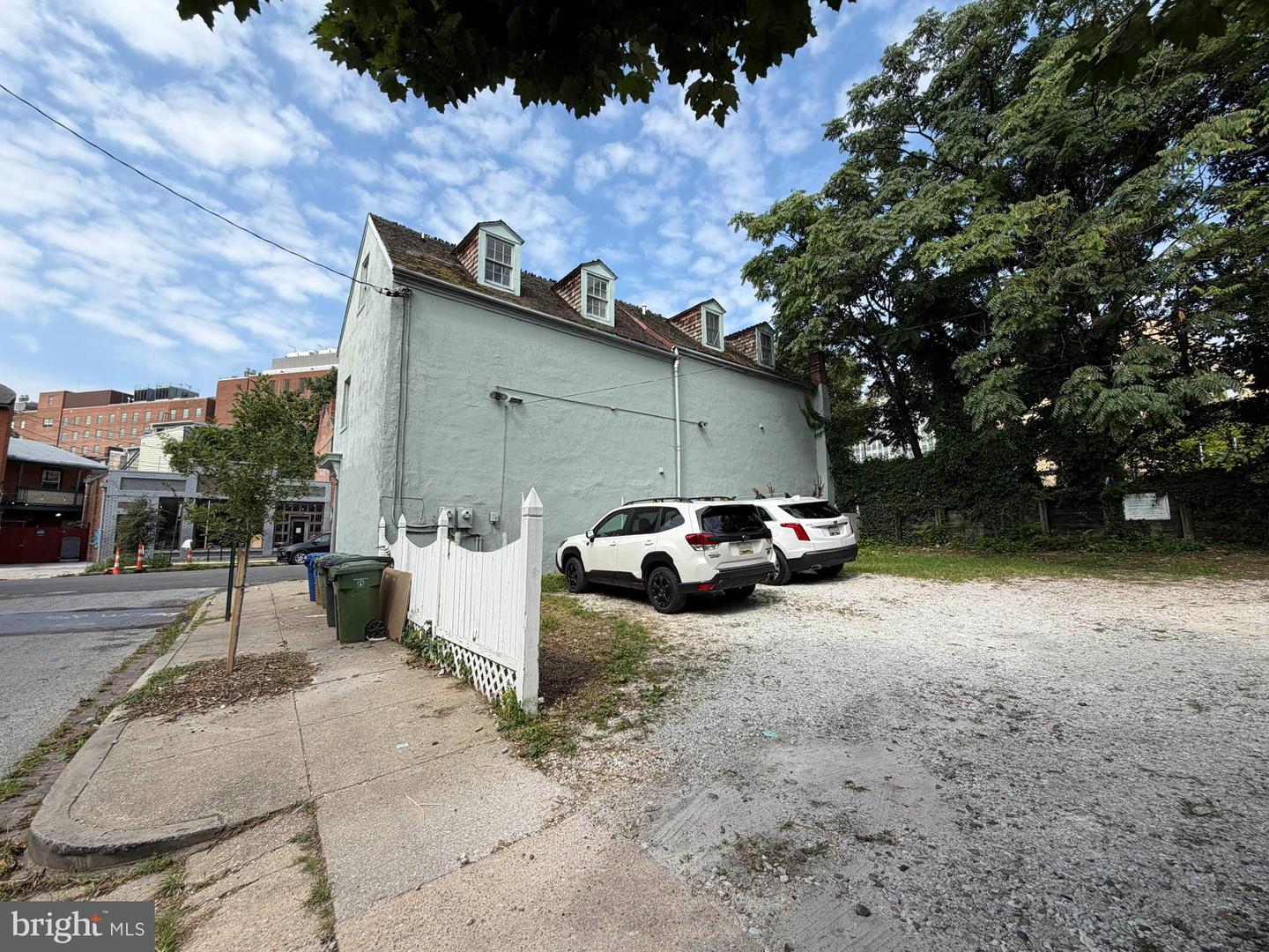 900 TYSON ST Property Photo 1