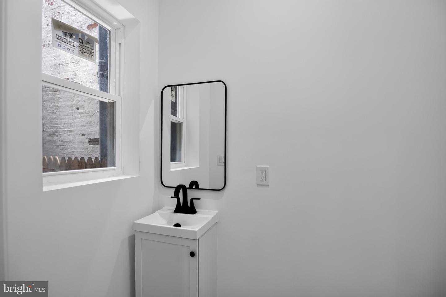 2877 Woodbrook Ave Property Photo 22