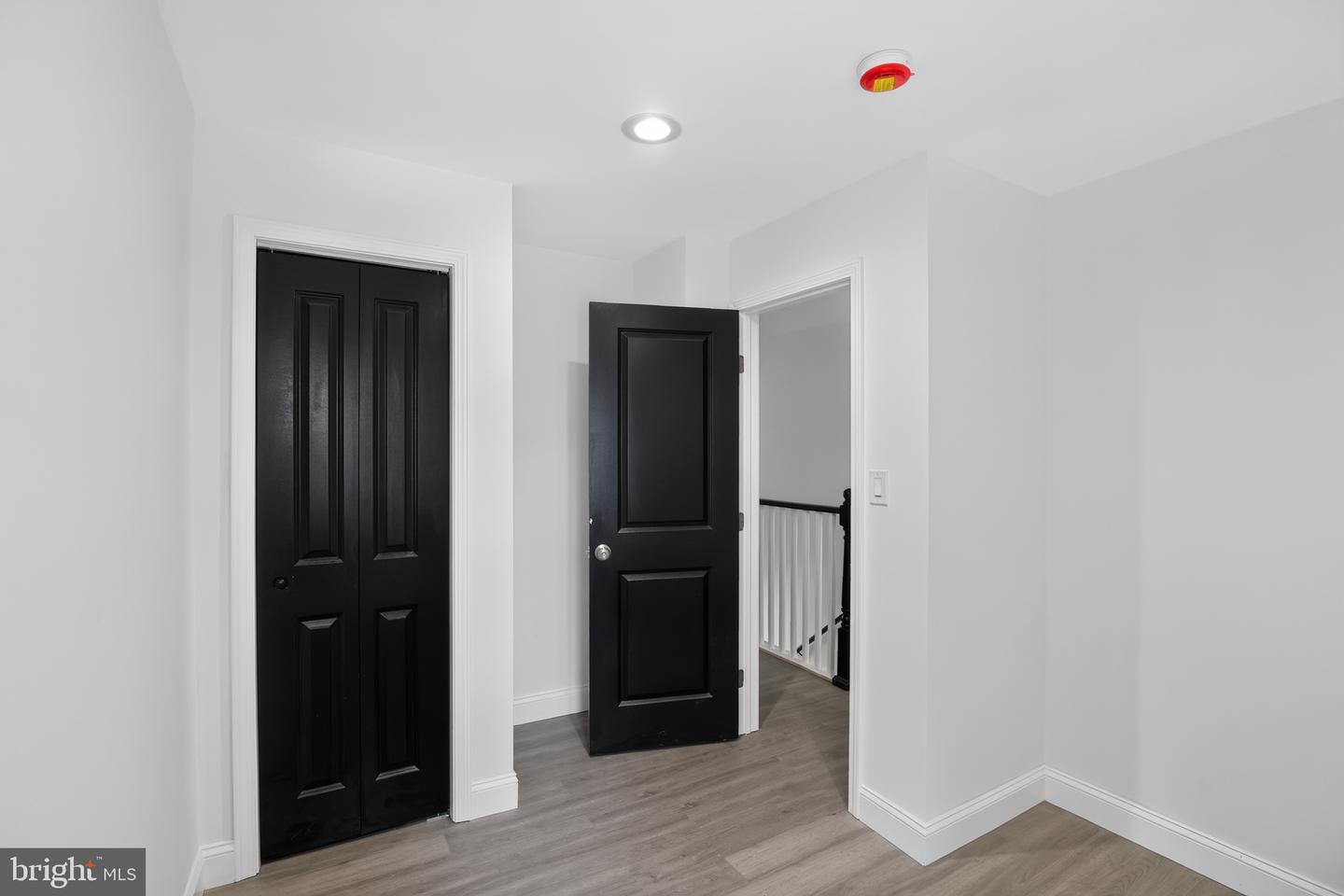 2877 Woodbrook Ave Property Photo 29