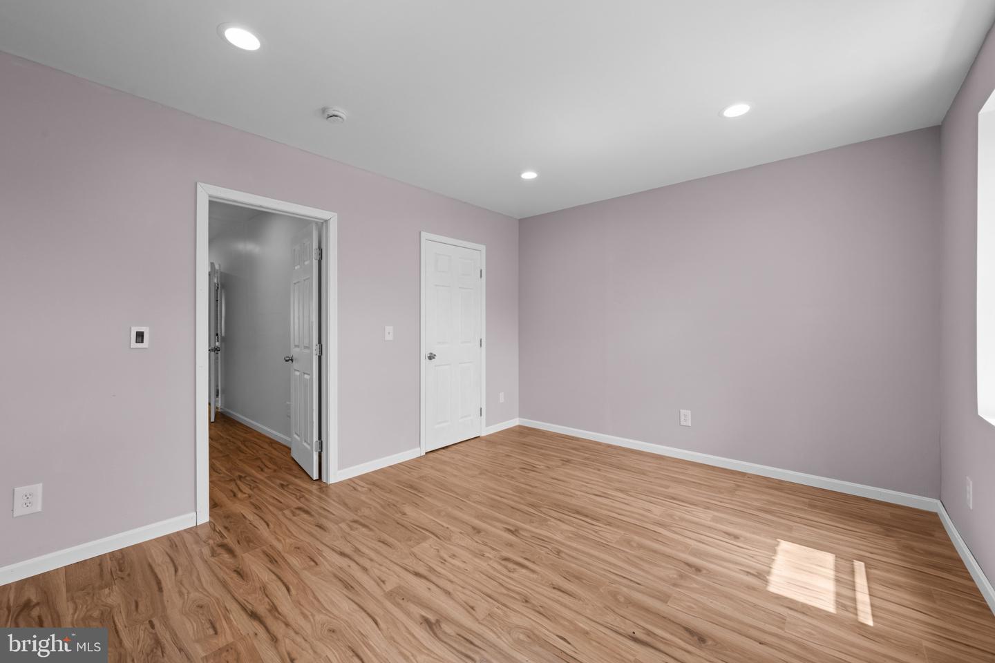 1826 Bank St Property Photo 29