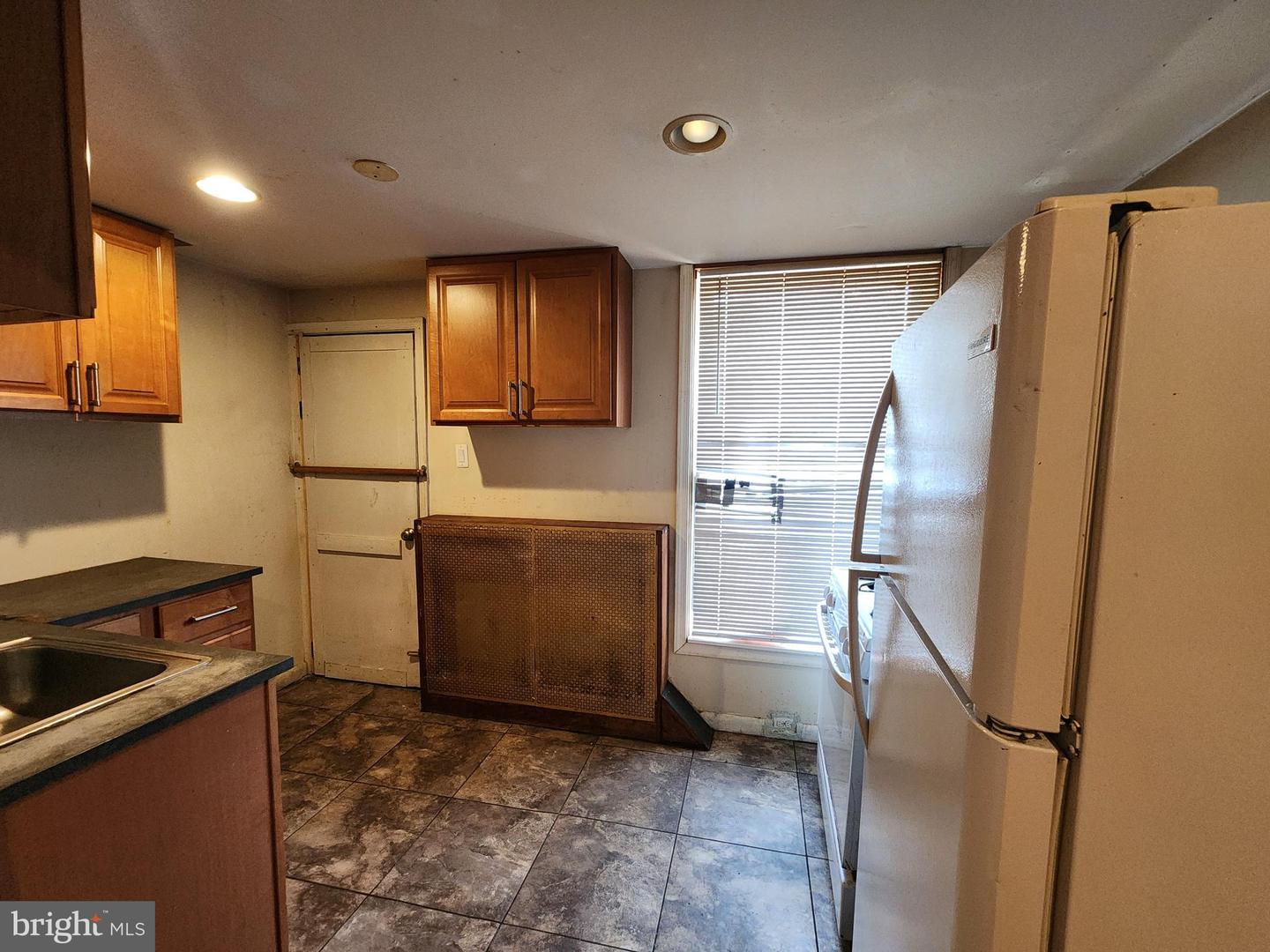 3034 Mcelderry St Property Photo 6
