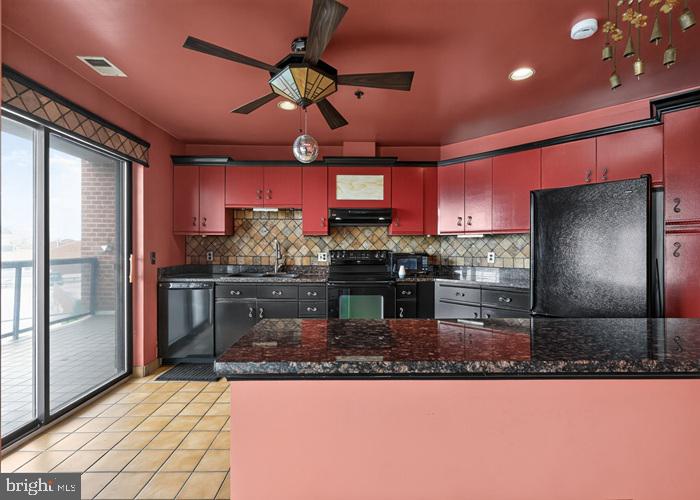 2515 Boston St #403 Property Photo 13