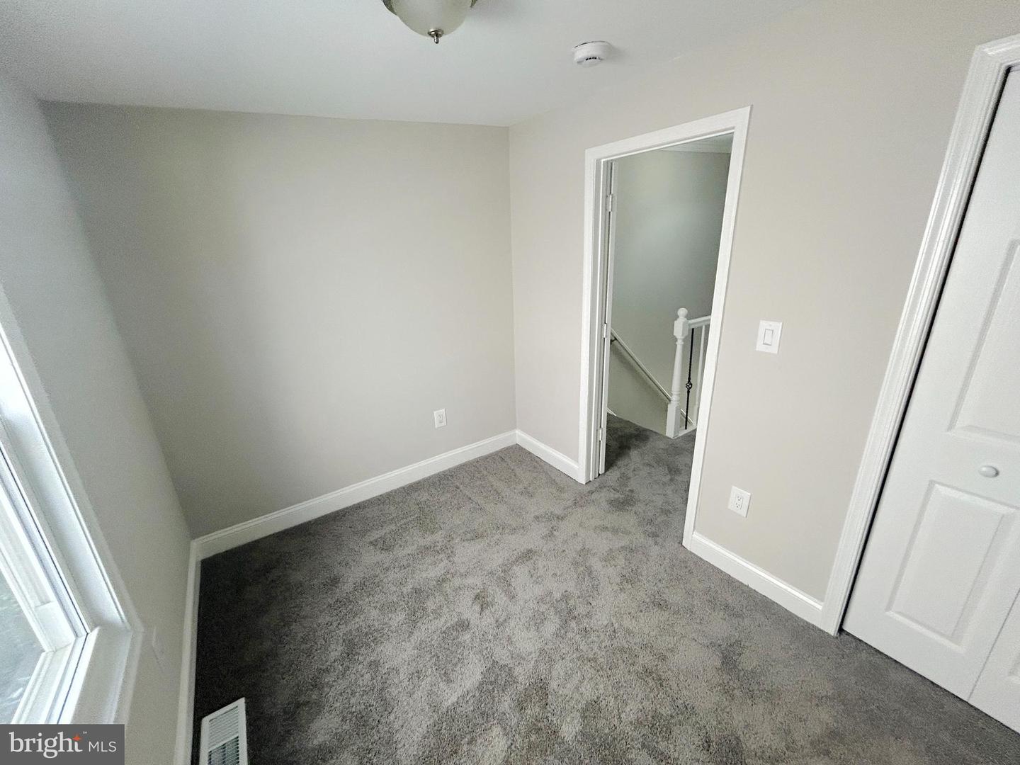 556 Gold St Property Photo 15