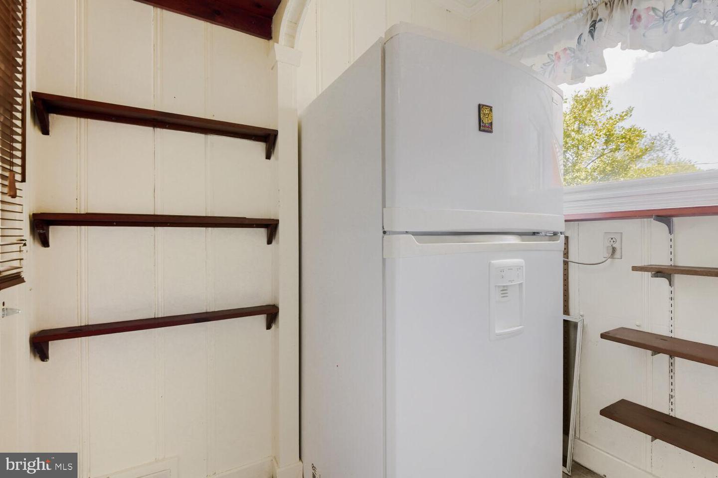 1218 Southview Rd Property Photo 8