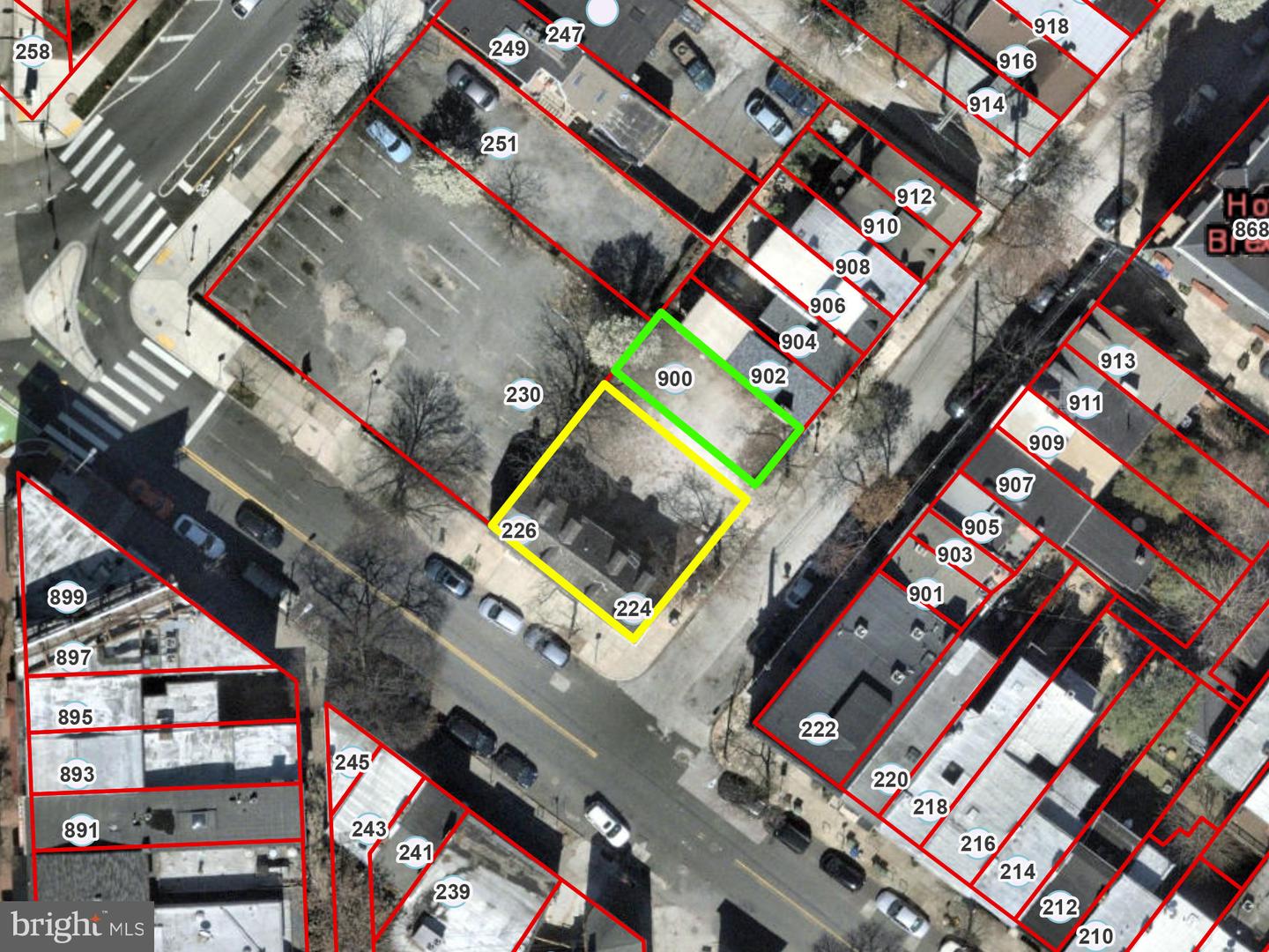 224 W Read St Property Photo 15