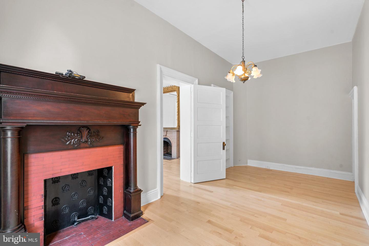 505 Cathedral St Property Photo 5