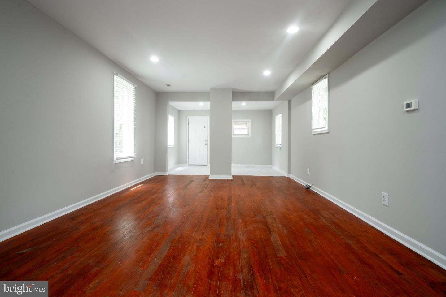 3708 7th Property Photo 6