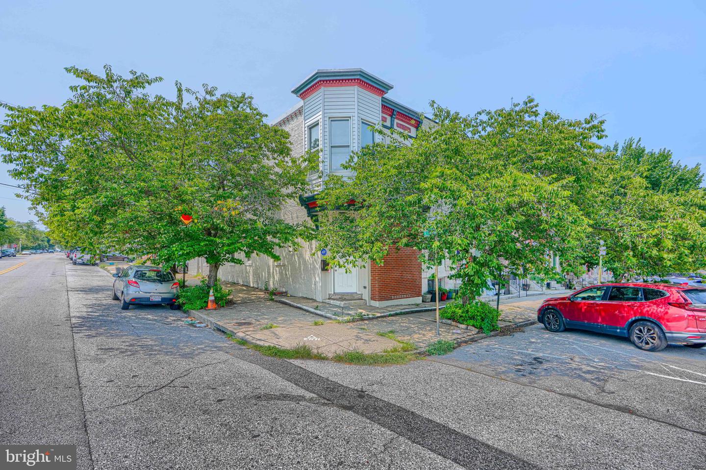 100 N Luzerne Ave Property Photo 3