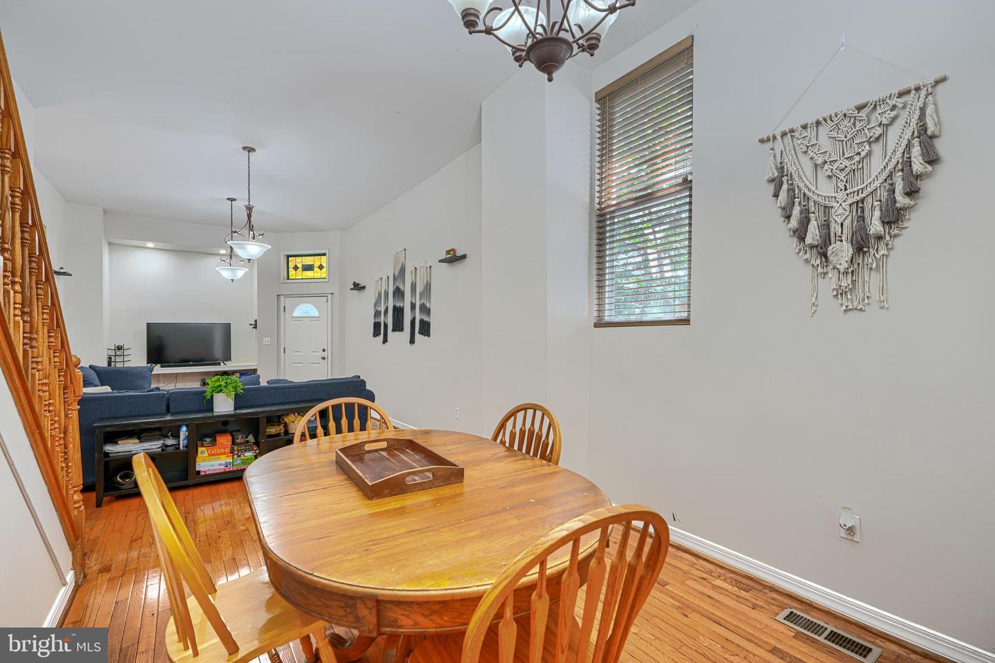 100 N Luzerne Ave Property Photo 12