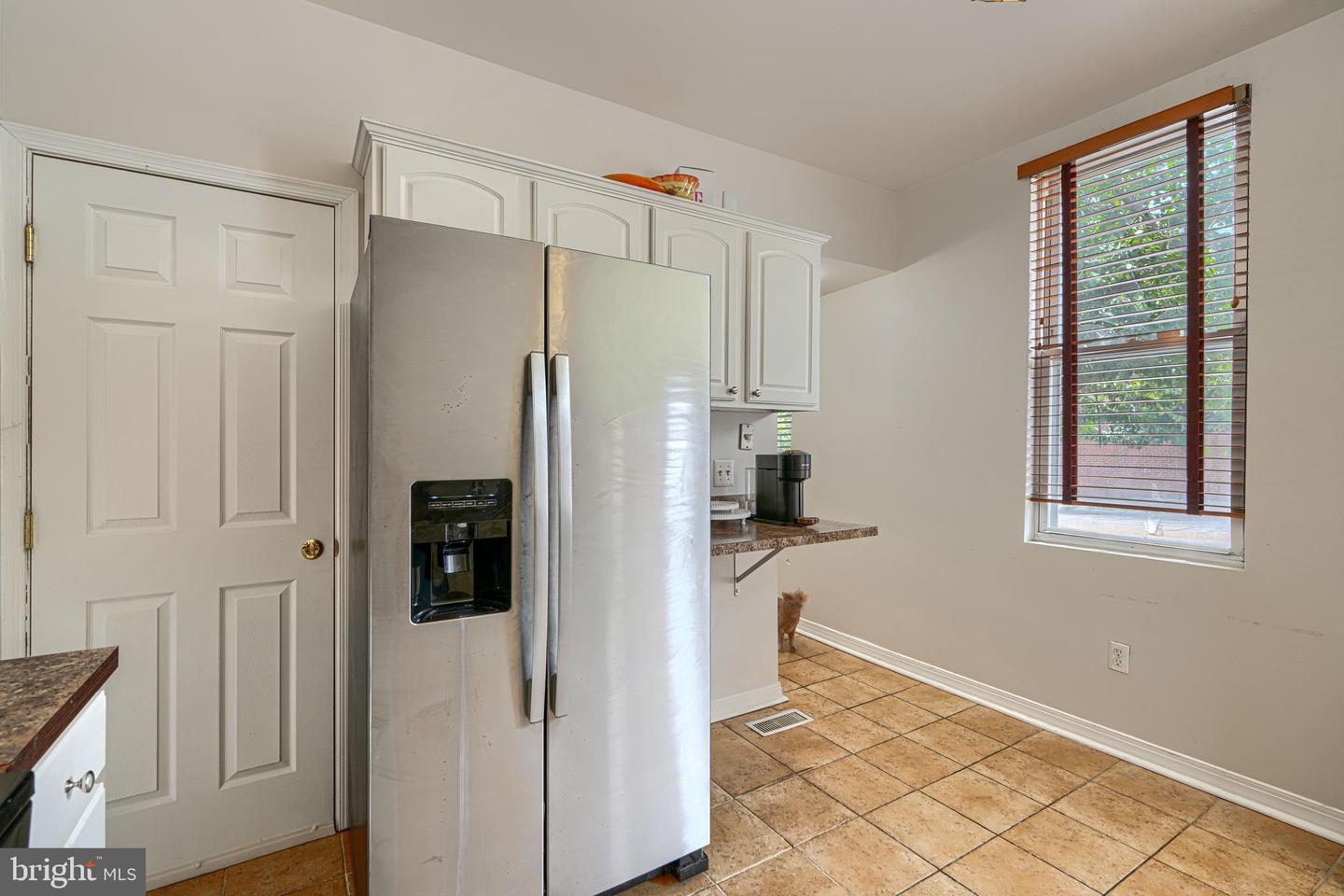100 N Luzerne Ave Property Photo 17