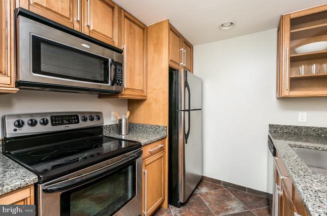 1000 Fell St #531 Property Photo 6