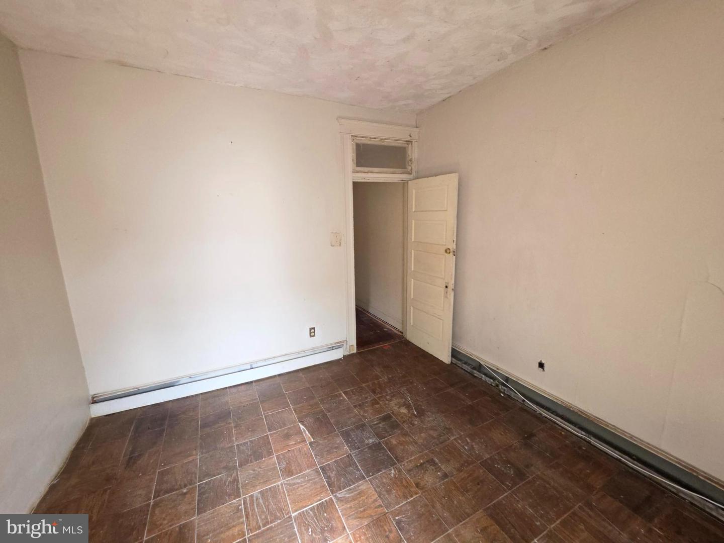 1622 Ruxton Ave Property Photo 11