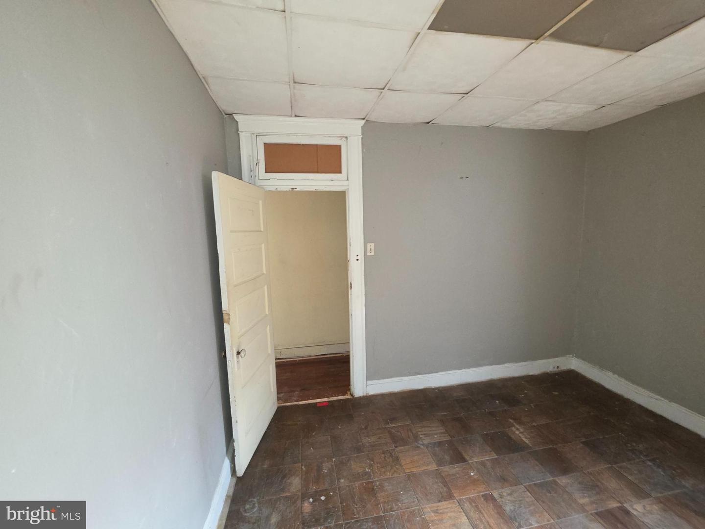 1622 Ruxton Ave Property Photo 12