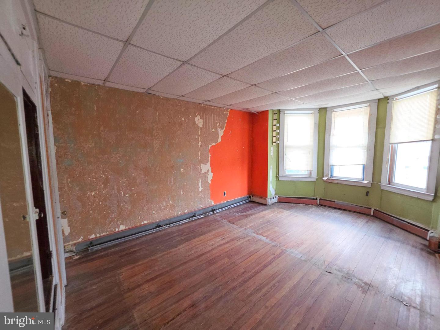 1622 Ruxton Ave Property Photo 15