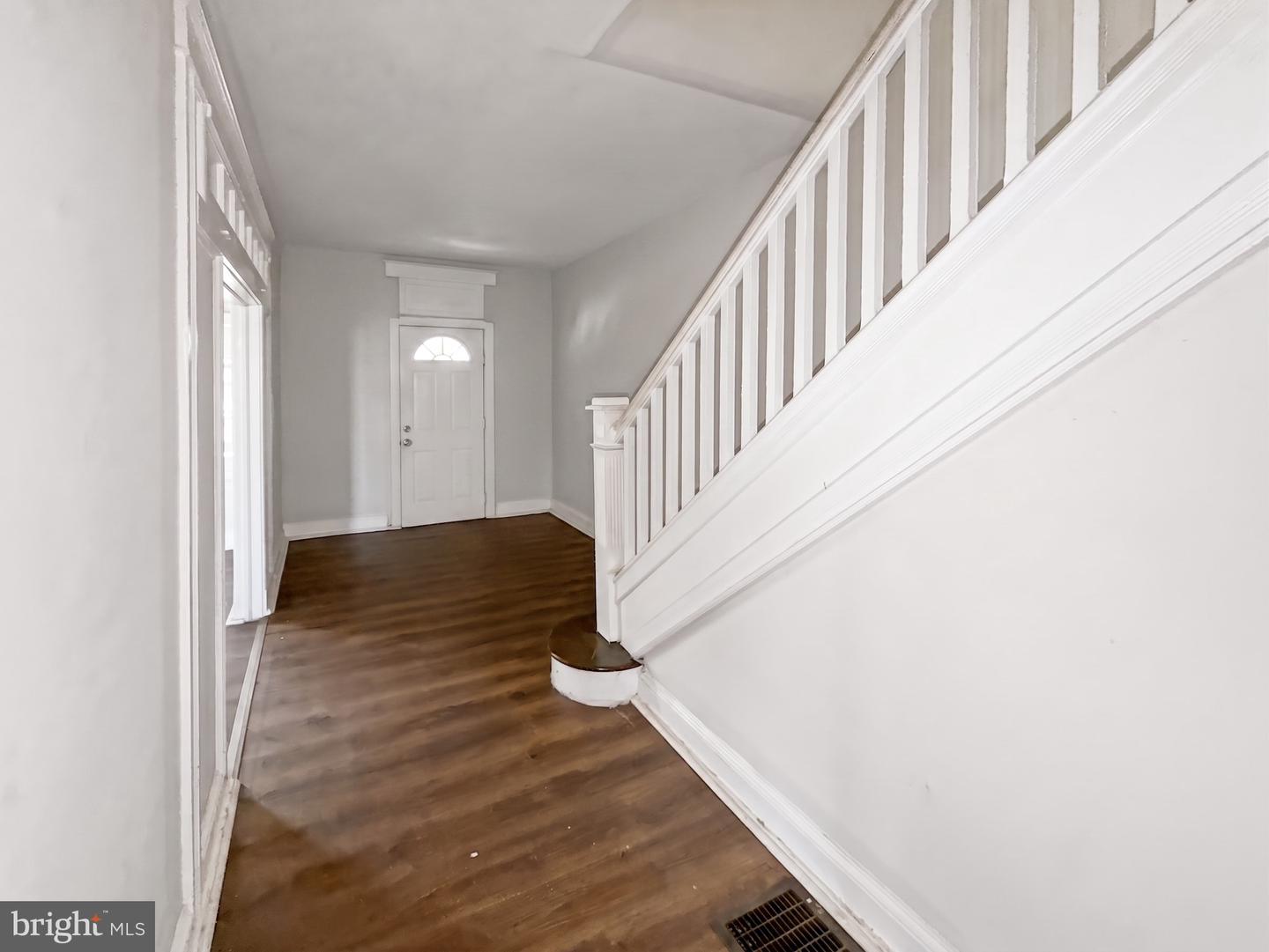 411 N Edgewood St Property Photo 13