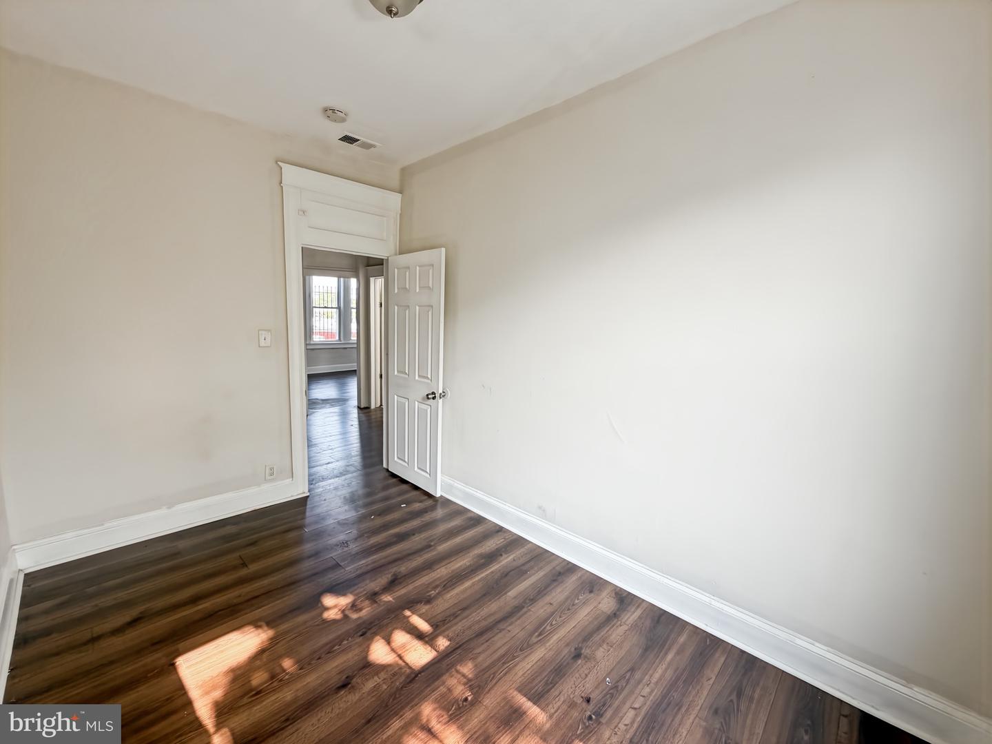 411 N Edgewood St Property Photo 19