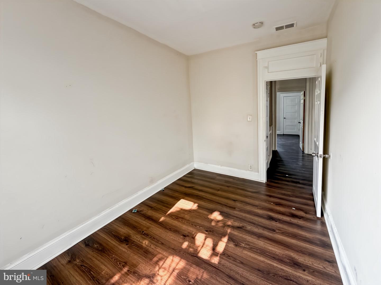 411 N Edgewood St Property Photo 21