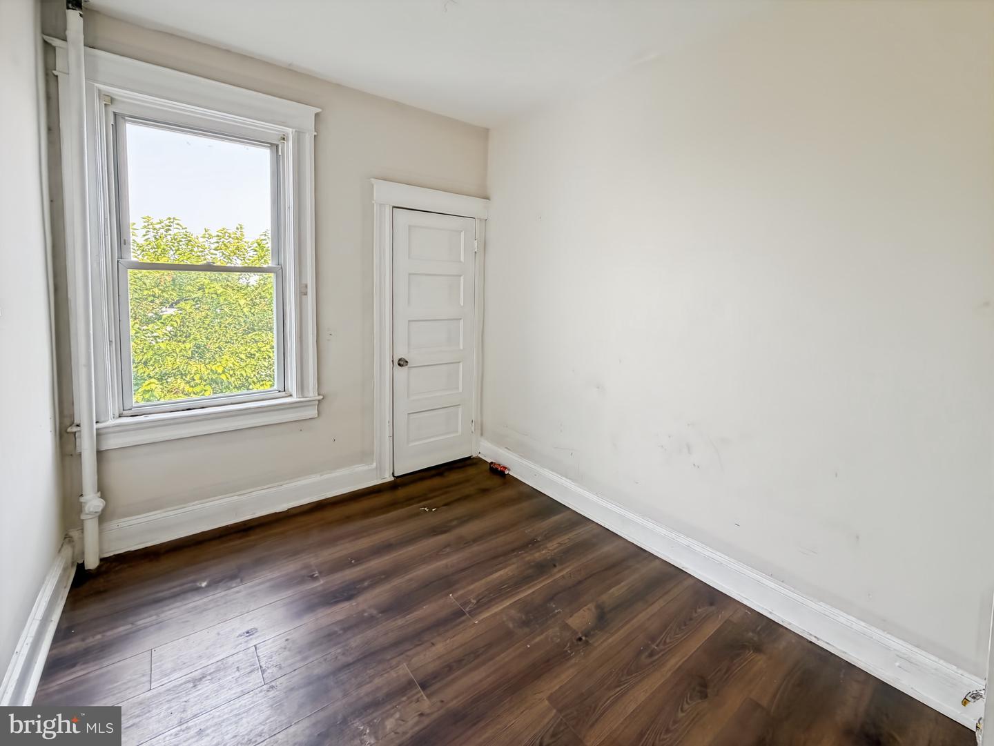 411 N Edgewood St Property Photo 23