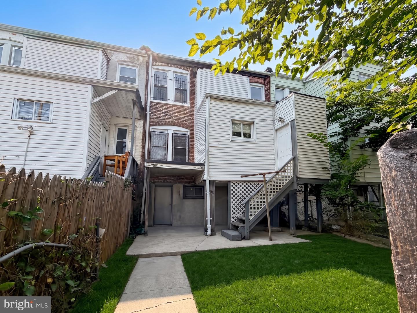 411 N Edgewood St Property Photo 27