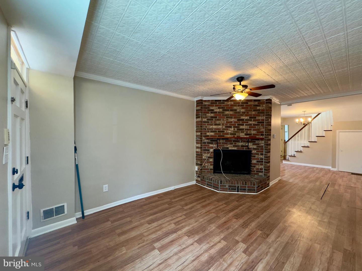 678 Melvin Dr Property Photo 3